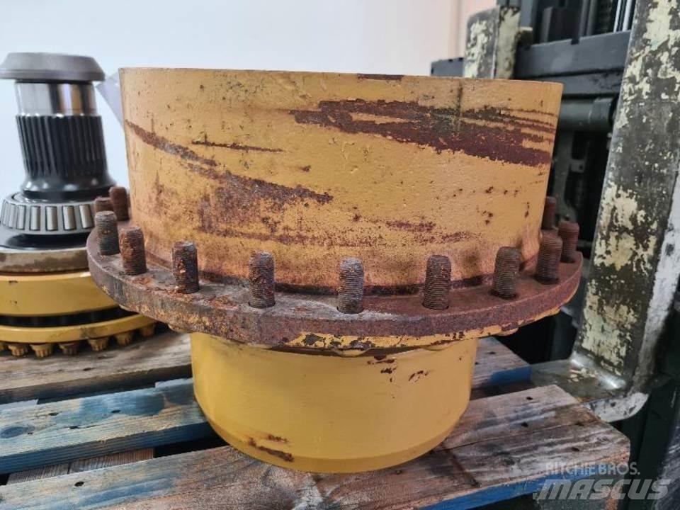 CAT 735 Převodovka