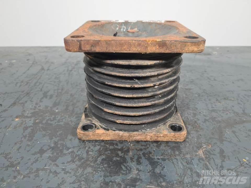 CAT 735 Převodovka