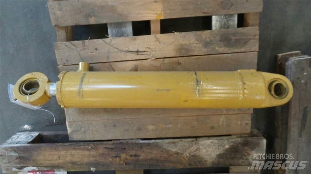 CAT 735 Hydraulika