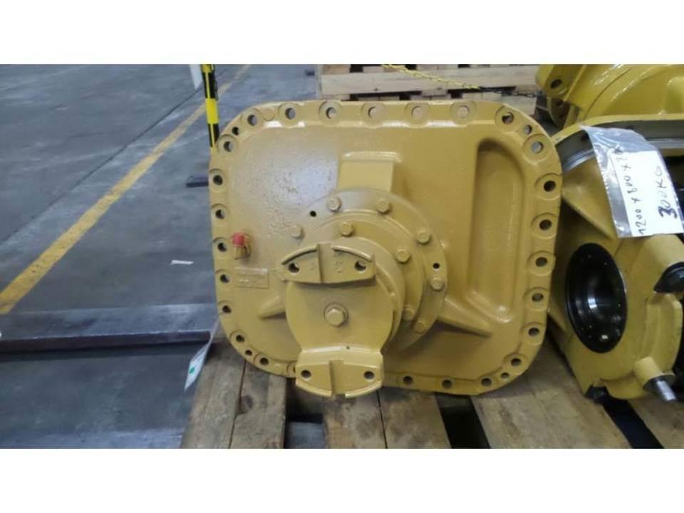 CAT 740 Převodovka