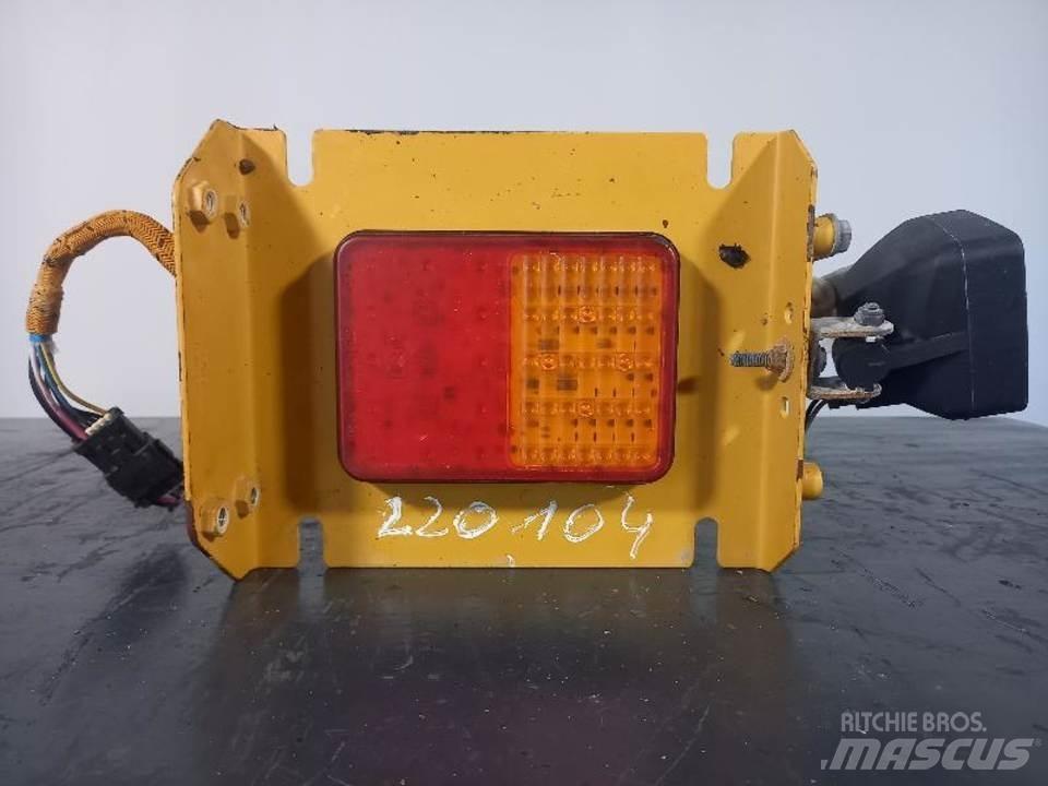 CAT 770 Kabiny a interiér