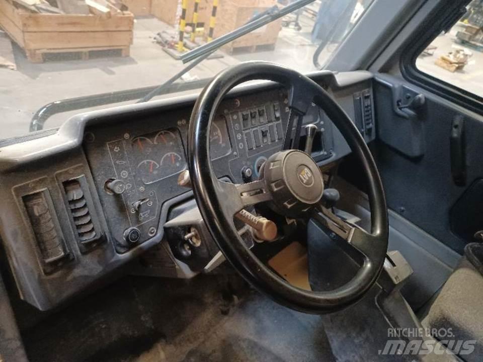 CAT 771D Kabiny a interiér
