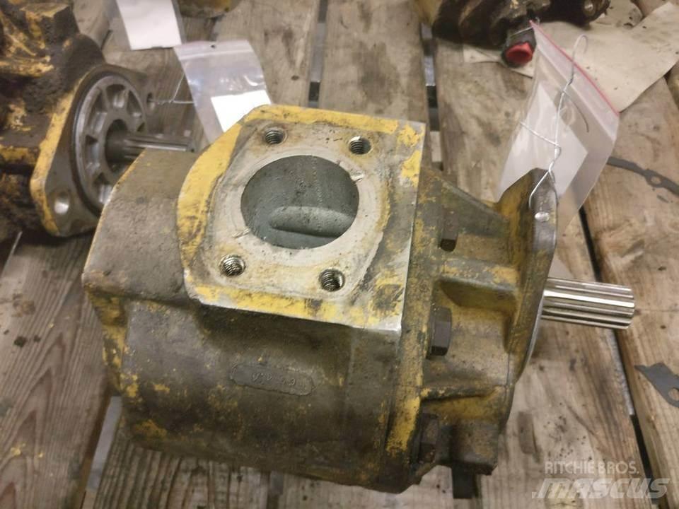CAT 773B Hydraulika