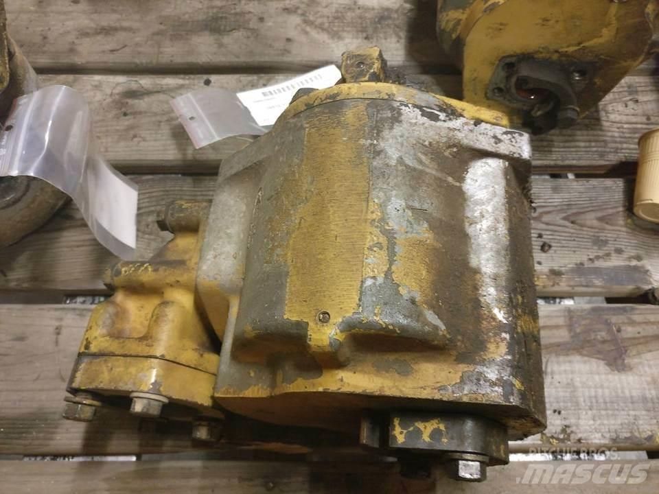 CAT 773B Hydraulika
