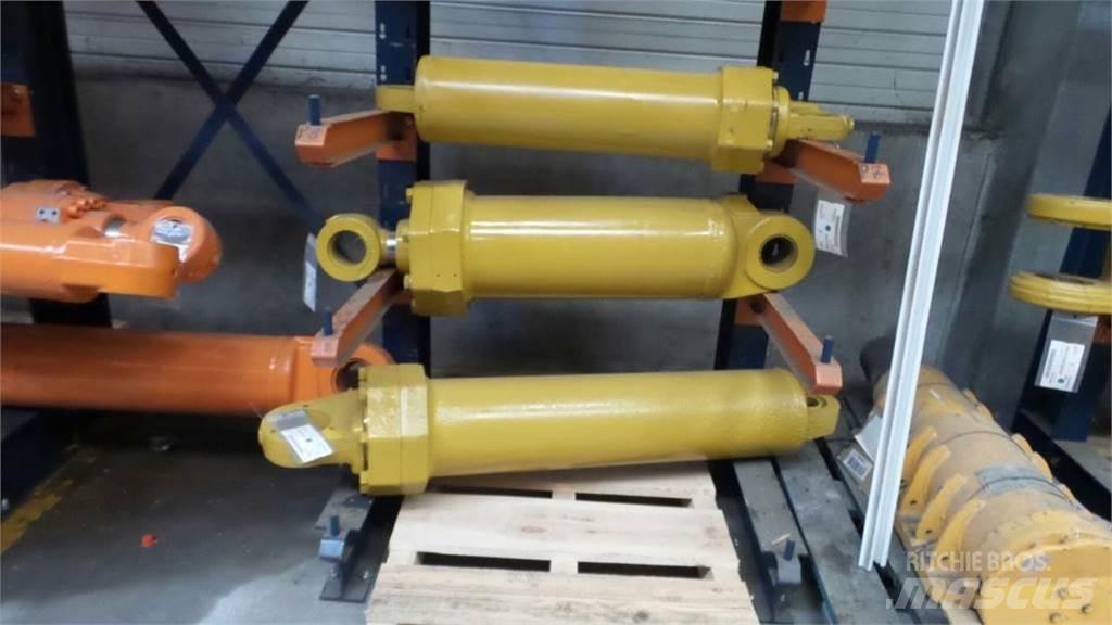 CAT 773B Hydraulika