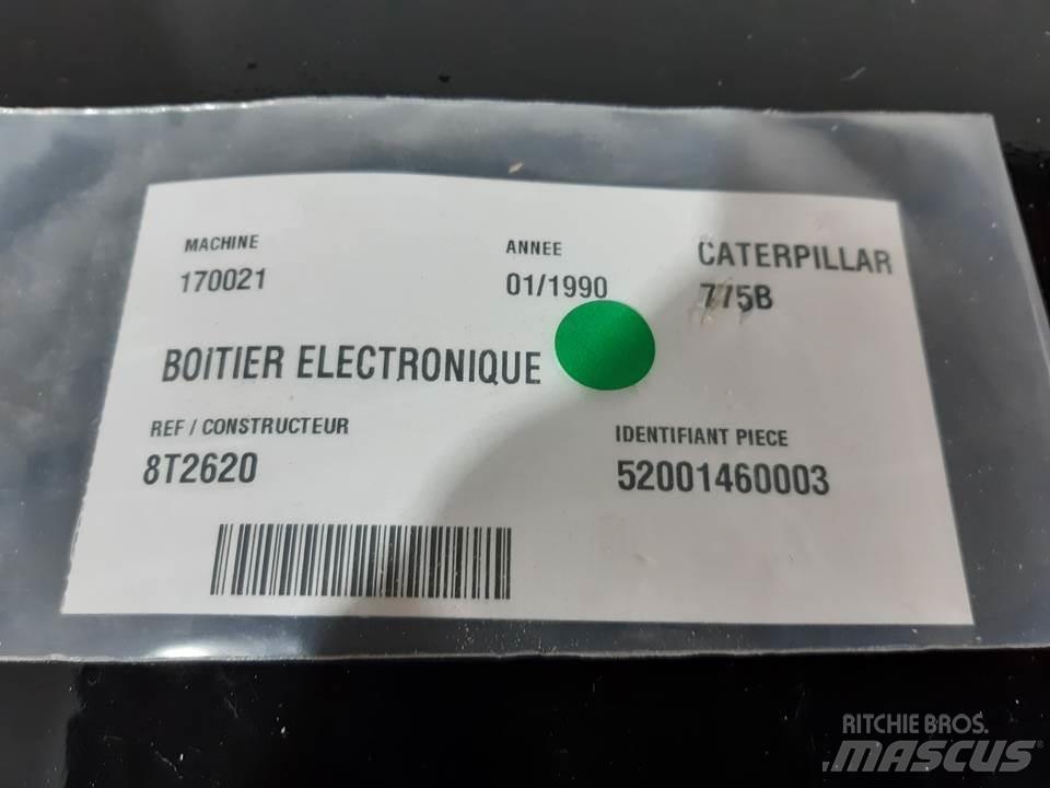 CAT 775B Kabiny a interiér