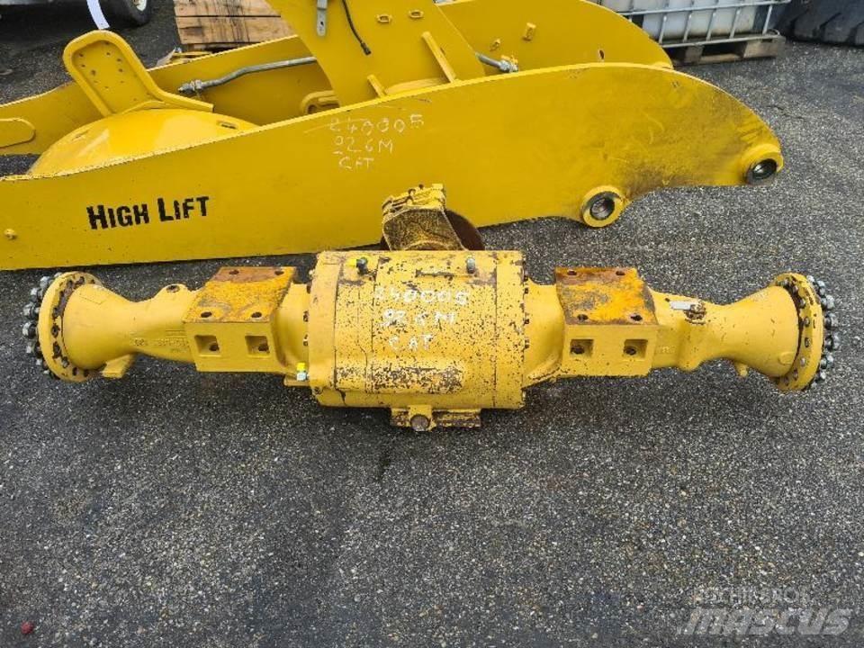 CAT 926M Převodovka