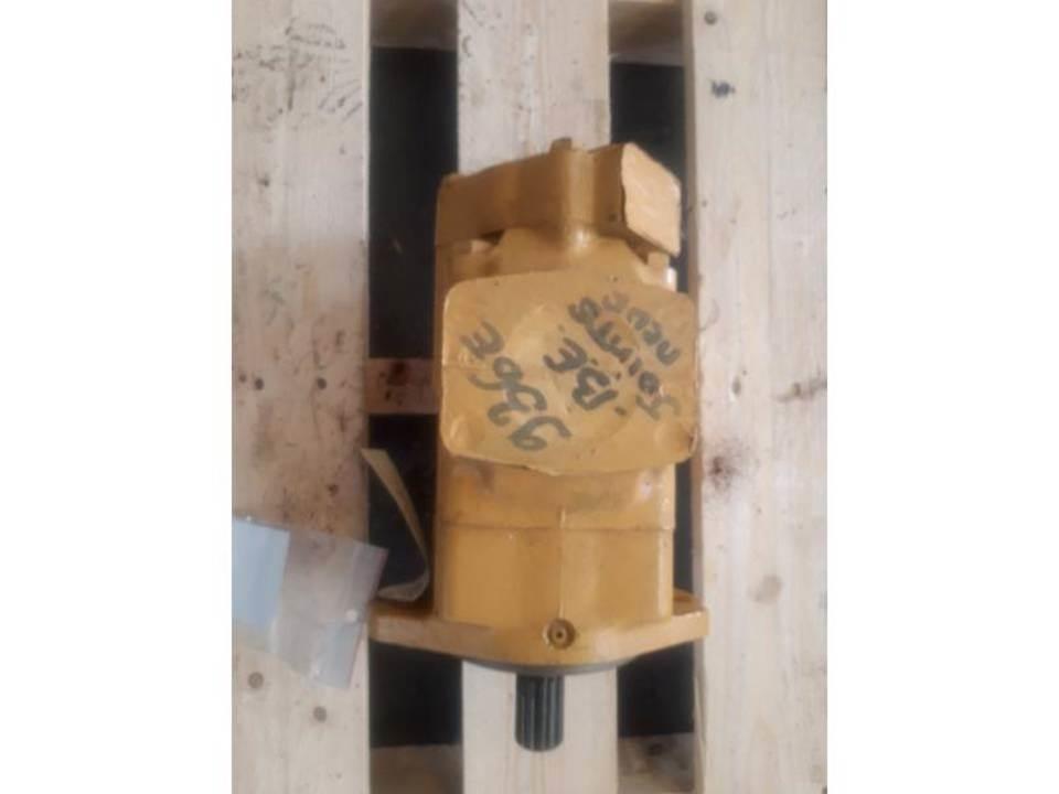 CAT 936E Hydraulika