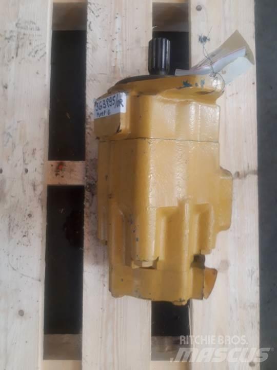 CAT 936E Hydraulika