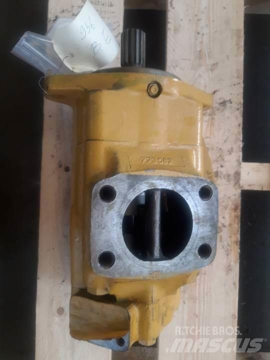 CAT 936E Hydraulika