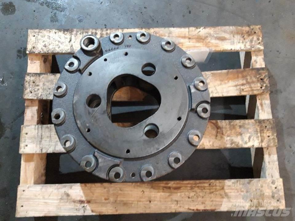 CAT 950B Převodovka