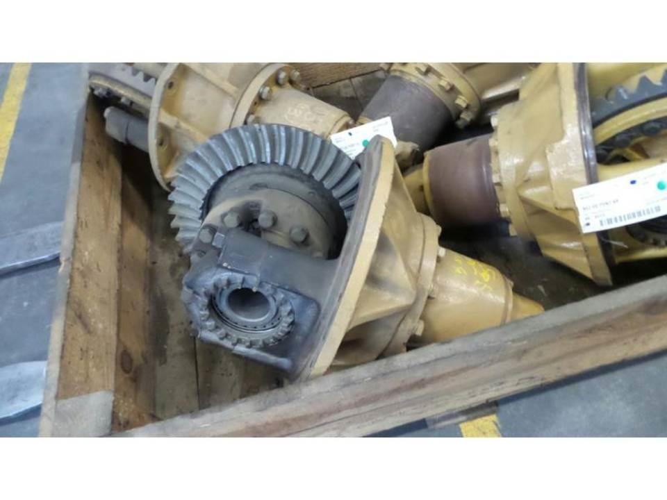 CAT 950B Převodovka