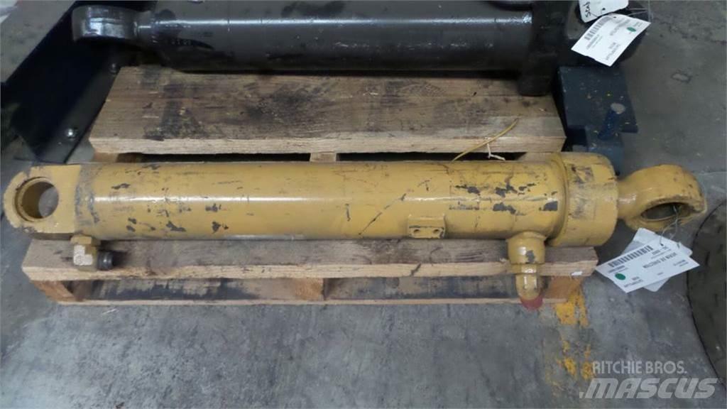 CAT 950B Hydraulika