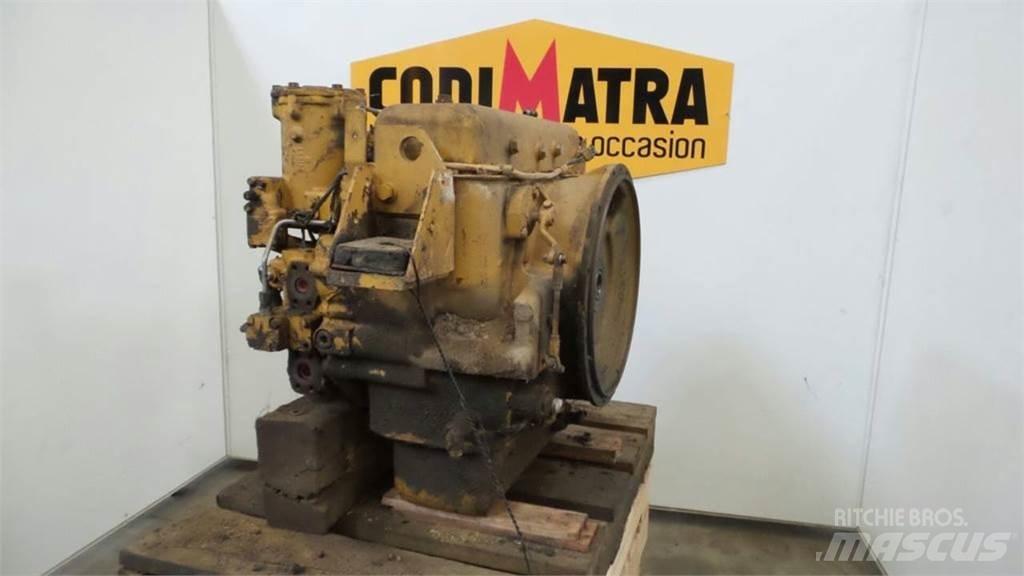 CAT 953 Převodovka