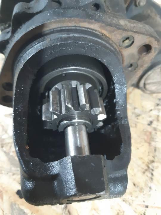 CAT 963B Motory