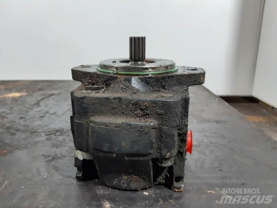 CAT 963D Hydraulika