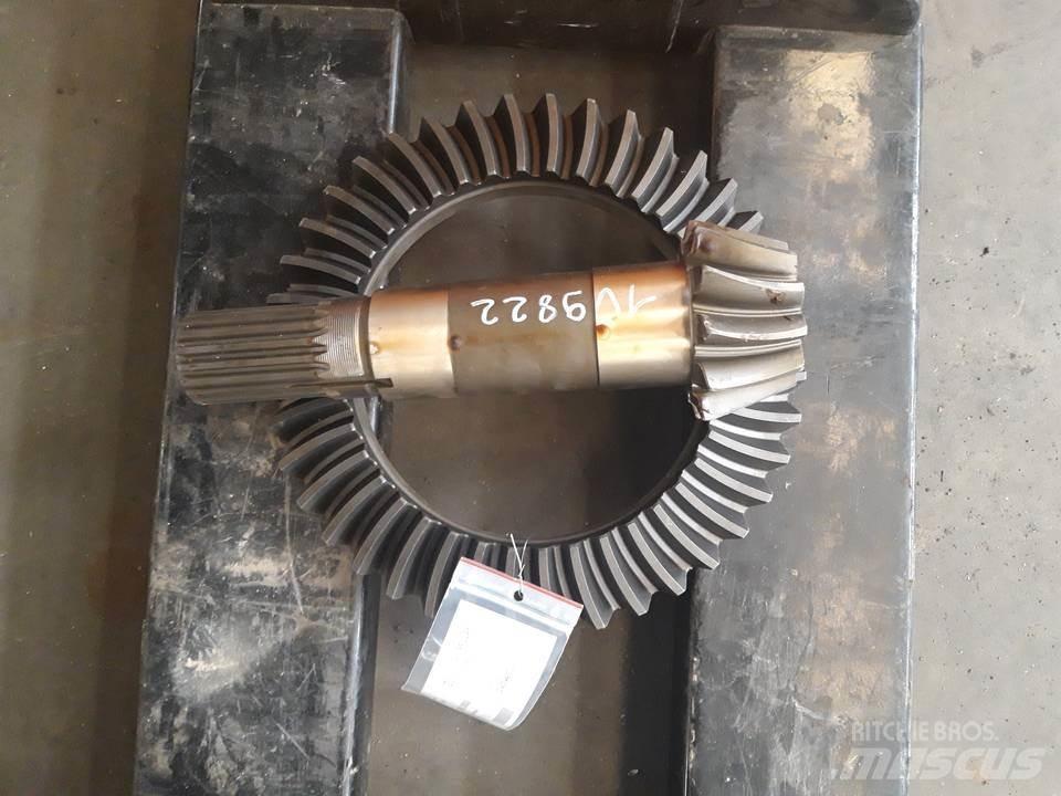 CAT 966C Převodovka