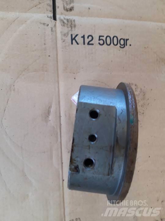 CAT 966C Převodovka