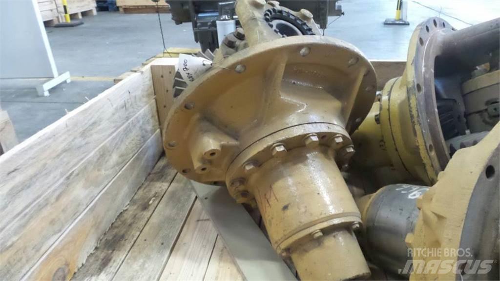 CAT 966D Převodovka