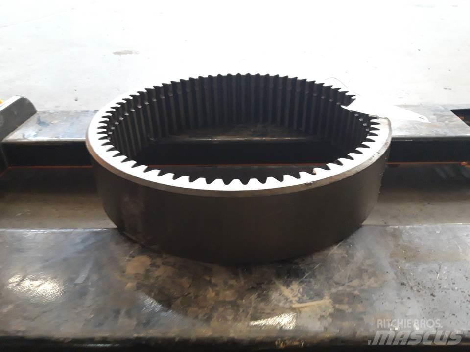 CAT 966E Převodovka