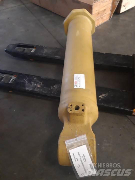 CAT 966F Hydraulika