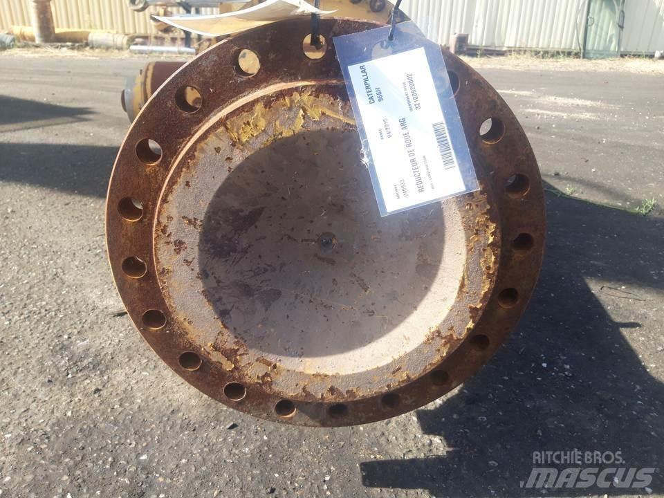 CAT 966H Převodovka