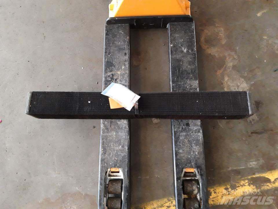 CAT 970F Motory