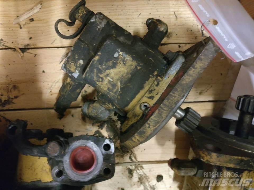 CAT 973 Hydraulika