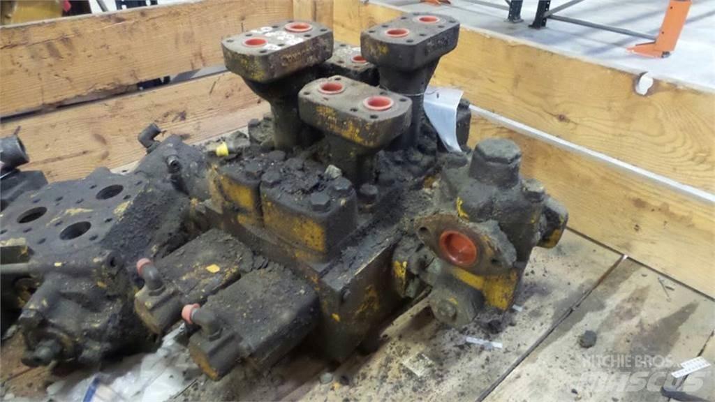CAT 988B Hydraulika