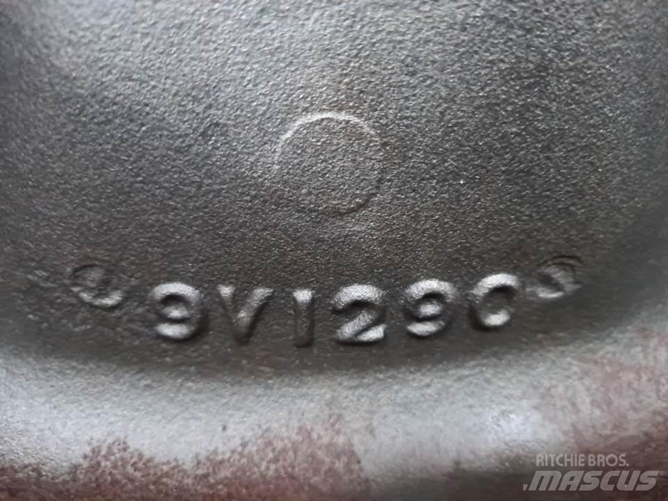 CAT 988B Převodovka