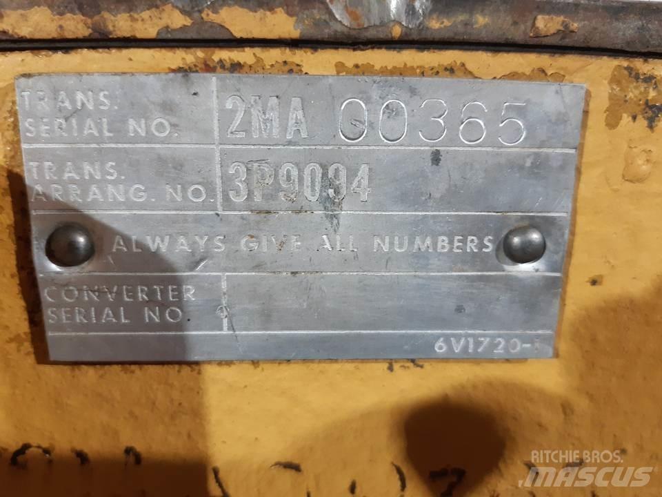 CAT 988B Převodovka