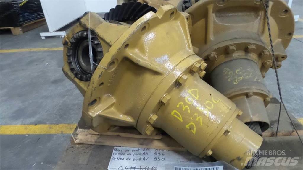 CAT D30D Převodovka
