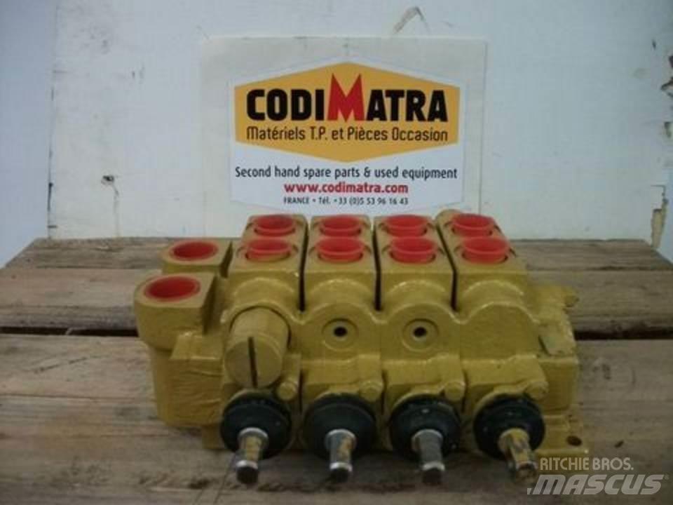 CAT D4H Hydraulika