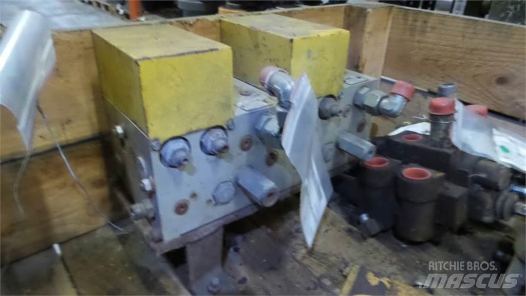CAT D5H Hydraulika