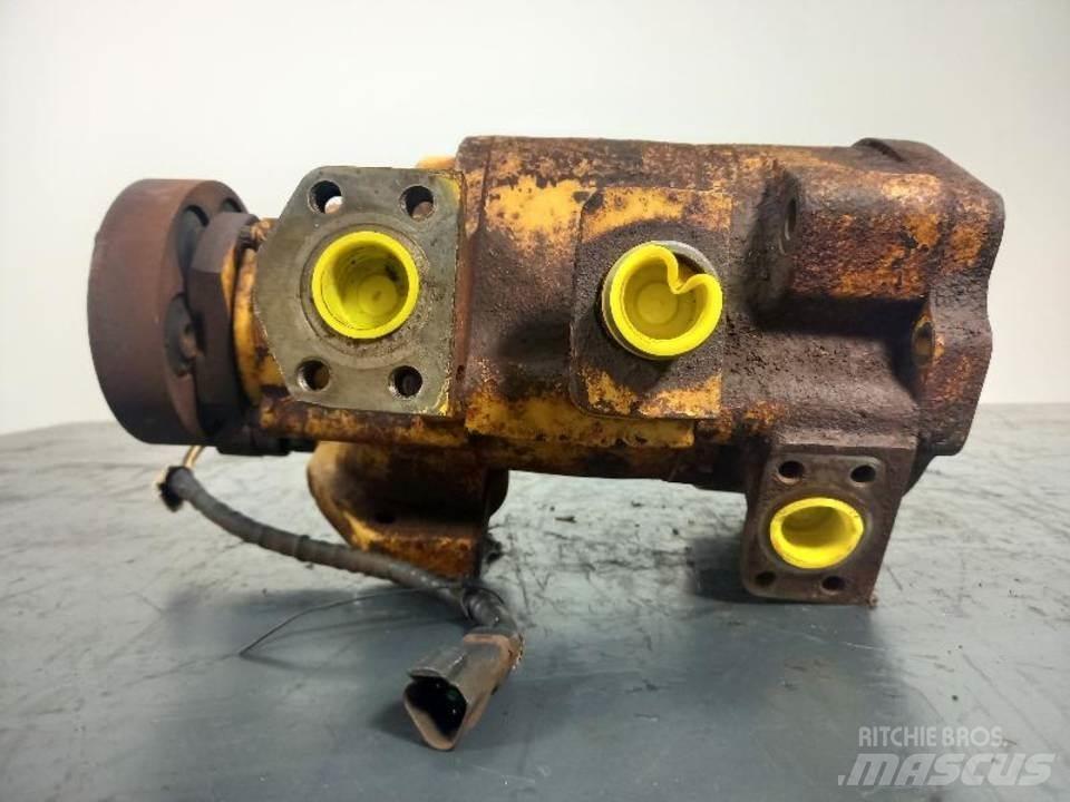 CAT D6RXL Hydraulika