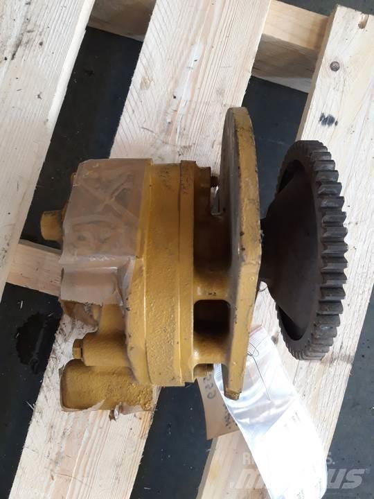 CAT D7E Hydraulika
