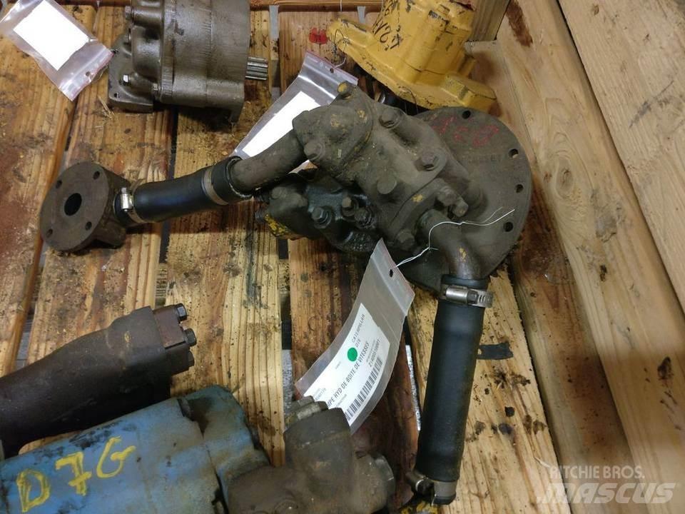 CAT D7E Hydraulika