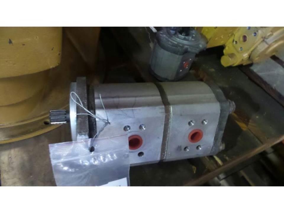 CAT IT14G Hydraulika
