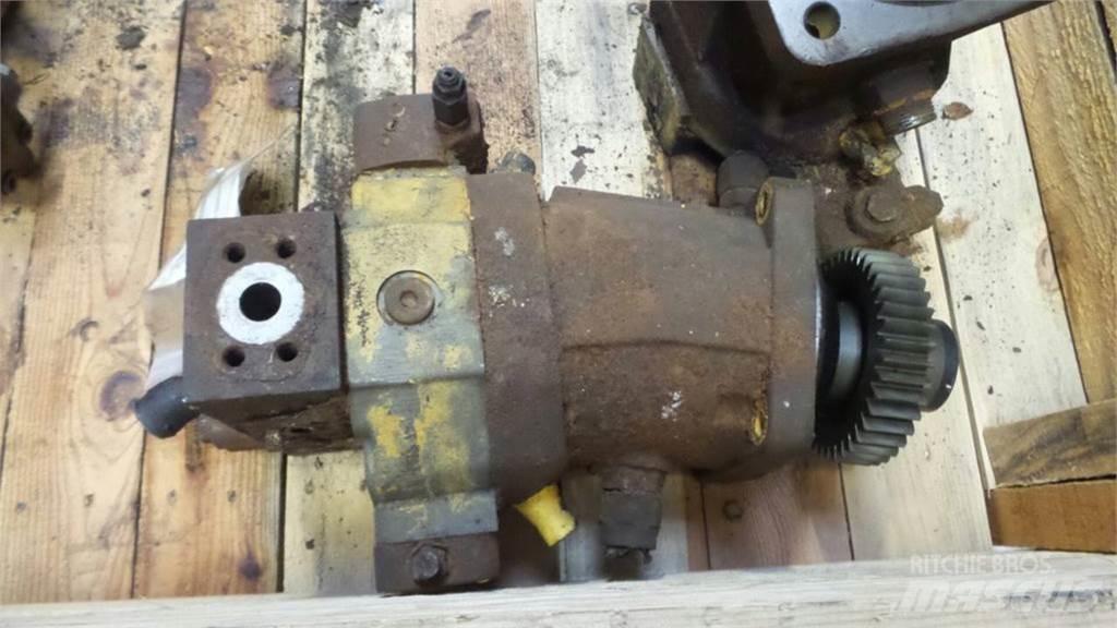 CAT IT14G Hydraulika
