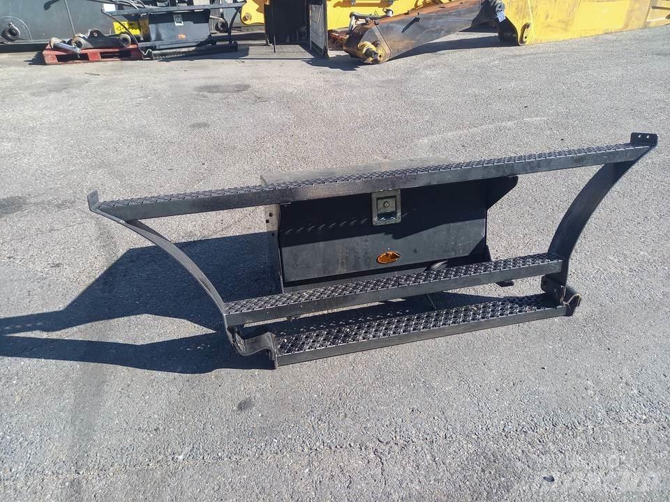 CAT M320F Kabiny a interiér