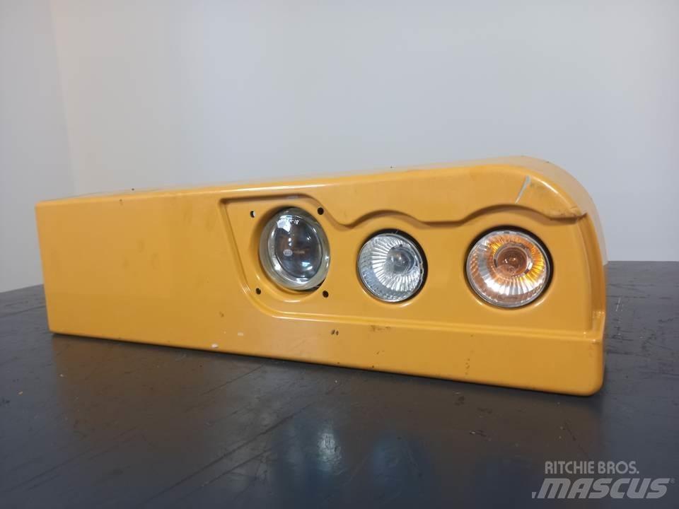 CAT M320F Kabiny a interiér