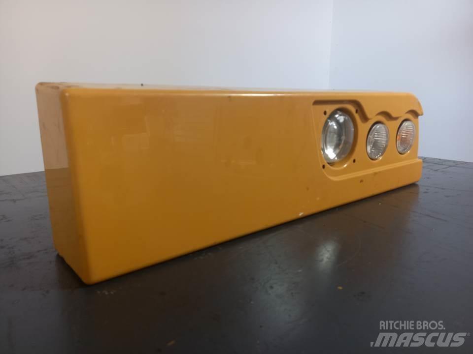 CAT M320F Kabiny a interiér