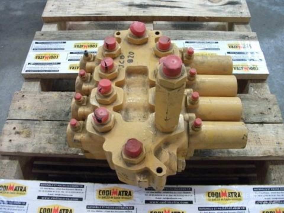 JCB 820 Hydraulika