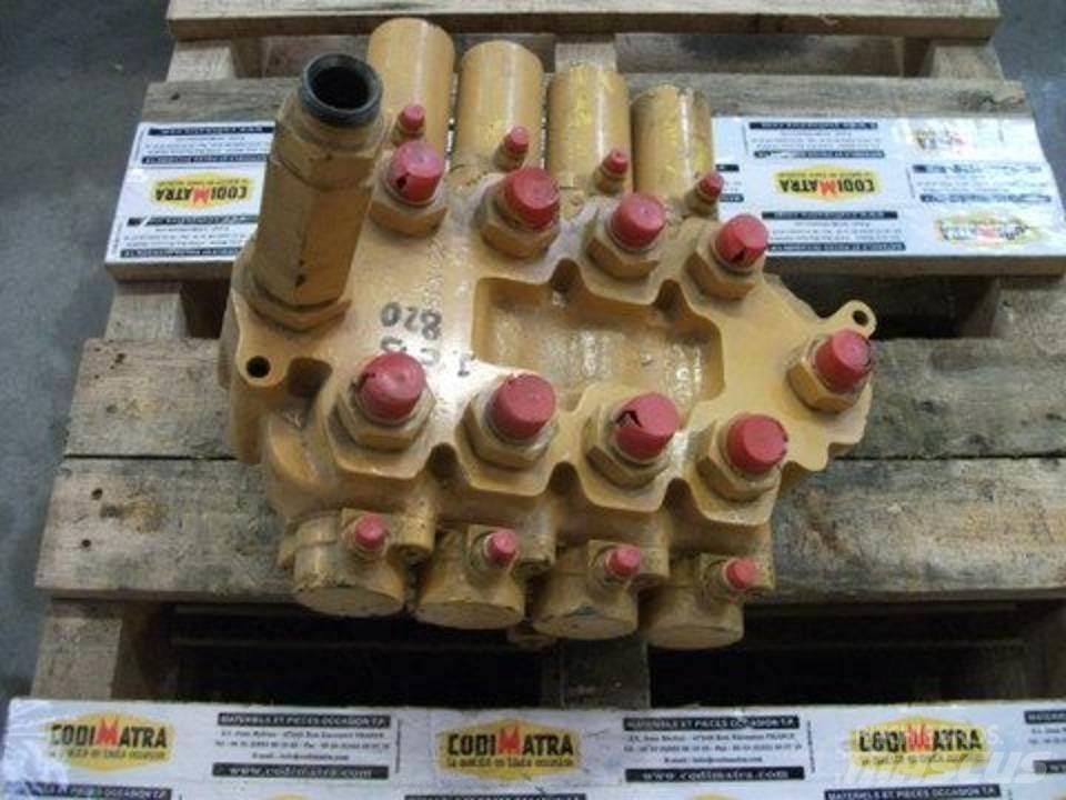 JCB 820 Hydraulika