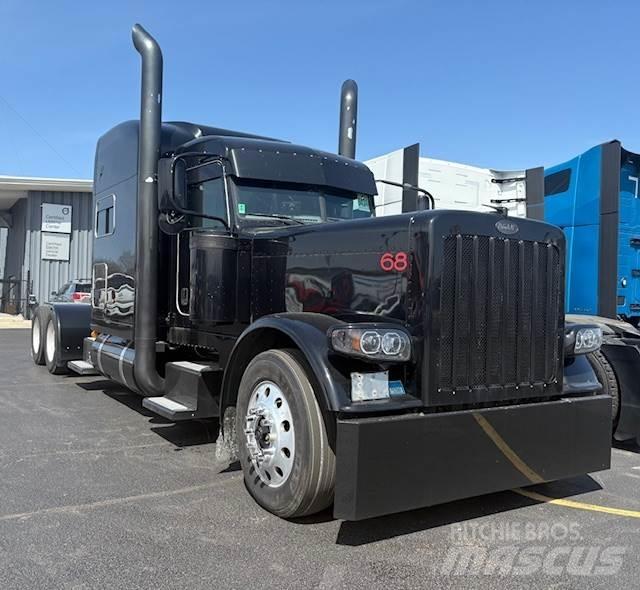 Peterbilt 389 Další