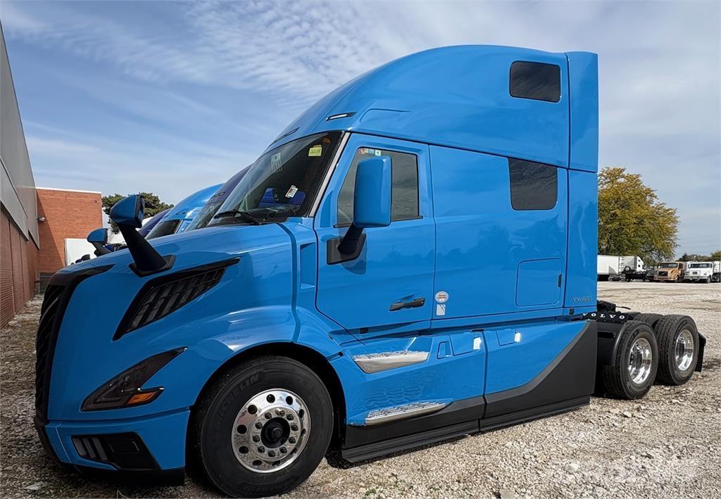 Volvo VNL Další