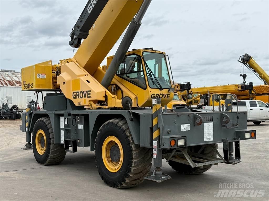 Grove RT530E-2 Jeřáby pro těžký terén