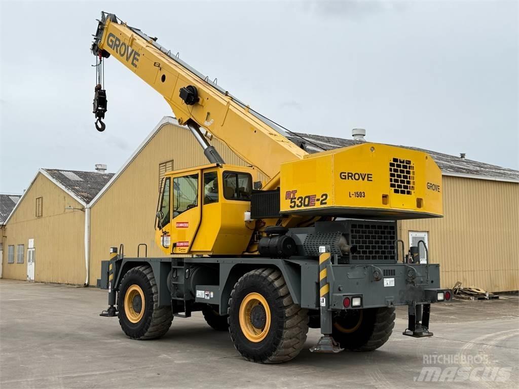 Grove RT530E-2 Jeřáby pro těžký terén
