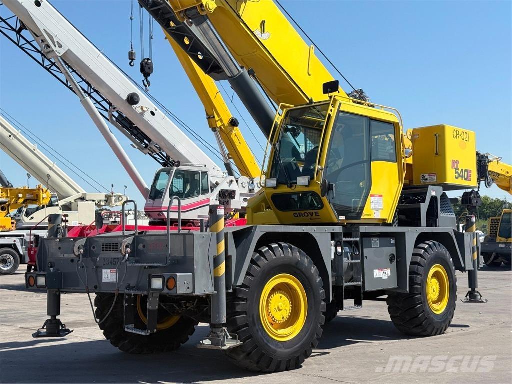 Grove RT540E Jeřáby pro těžký terén