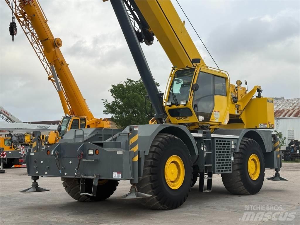 Grove RT880E Jeřáby pro těžký terén